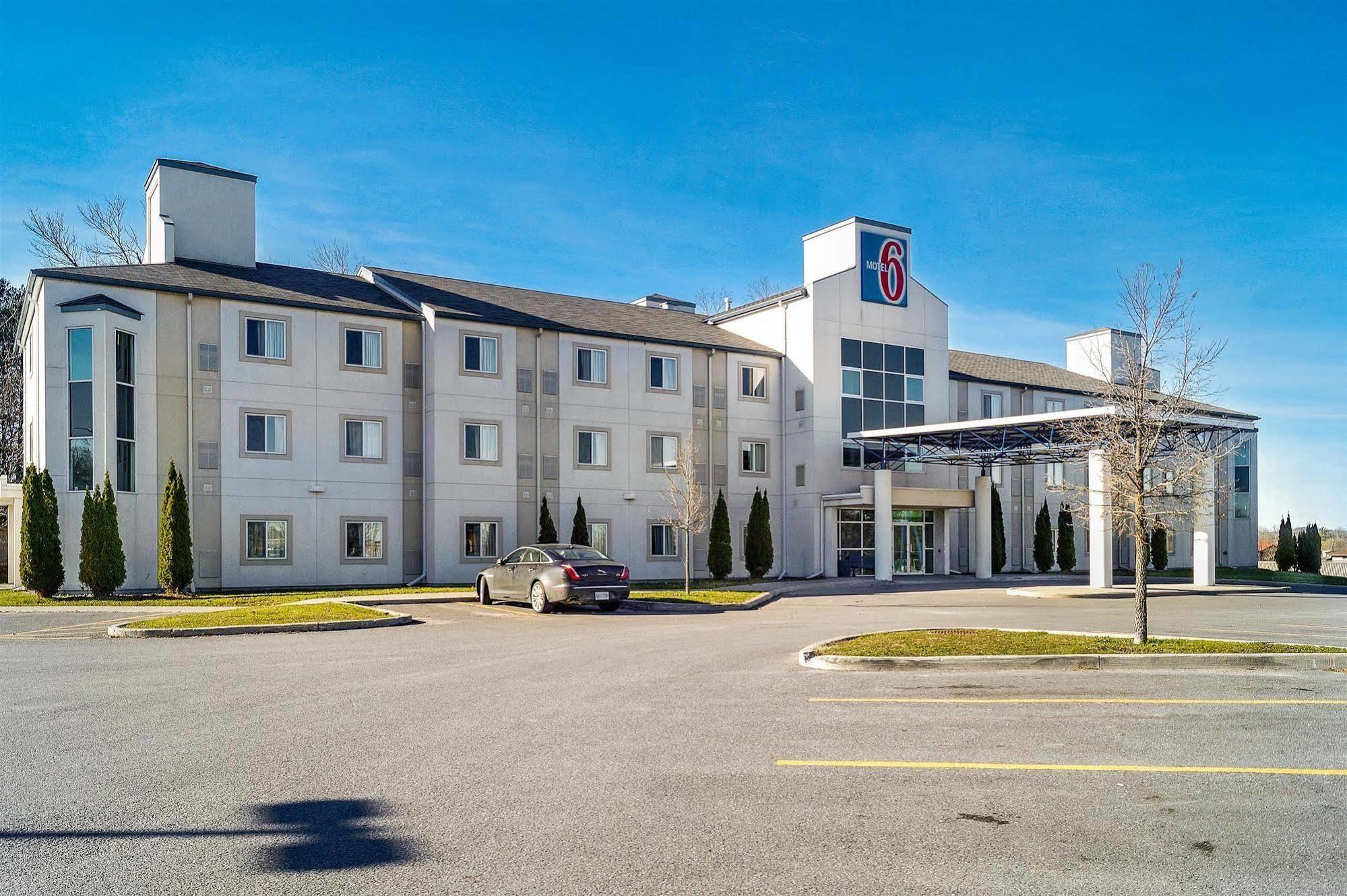 Motel 6-Peterborough, On Dış mekan fotoğraf